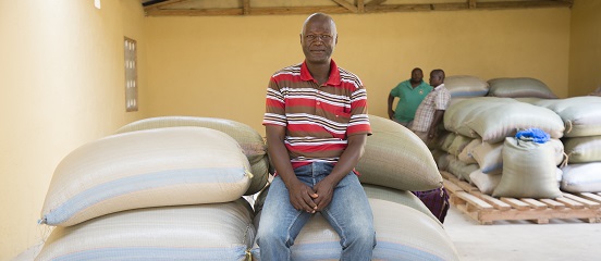 Tackling food waste from field to fridge