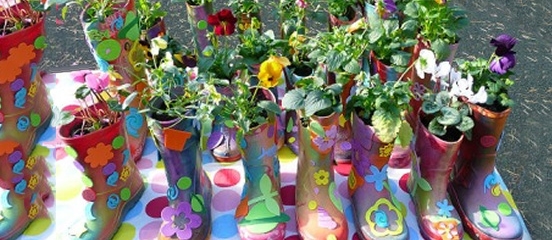 Lunchtime welly walks for UK schools to end hunger in Africa